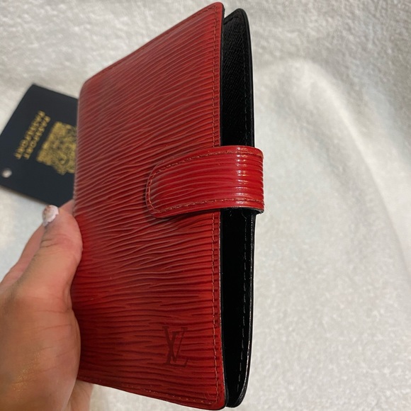 Sold - Picture 6 of 6